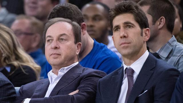 1657117914186005135.jpg Joe-Lacob-Bob-Myers-USA-10546754_0.jpg